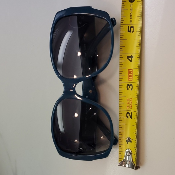Burberry Teal Sunglasses - Picture 16 of 16